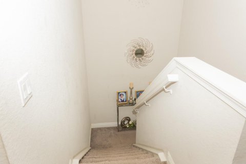 House in Port St. Lucie, Florida 4 bedrooms, 235.41 sq.m. № 2147206 - photo 11