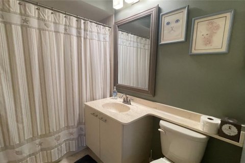House in Sarasota, Florida 2 bedrooms, 100.33 sq.m. № 1597892 - photo 21