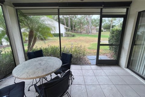 House in Sarasota, Florida 2 bedrooms, 100.33 sq.m. № 1597892 - photo 23