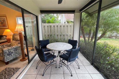 House in Sarasota, Florida 2 bedrooms, 100.33 sq.m. № 1597892 - photo 22