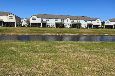 Townhouse in Palm Coast, Florida 2 bedrooms, 133.97 sq.m. № 1747410 - photo 10