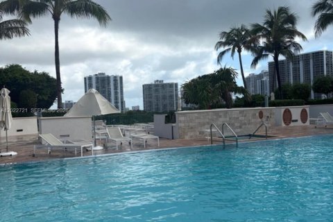 Copropriété à vendre à Aventura, Floride: 2 chambres, 121.89 m2 № 2087603 - photo 20