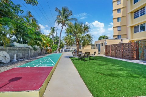 Condominio en venta en Fort Lauderdale, Florida, 2 dormitorios, 60.39 m2 № 1814598 - foto 10
