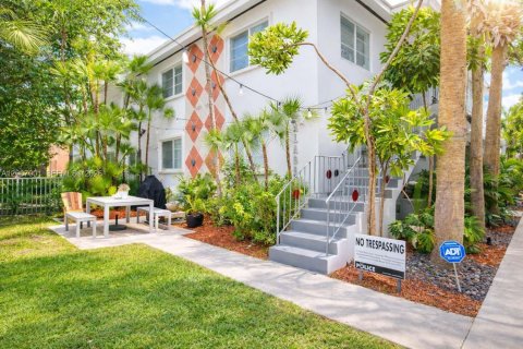 Apartment in Miami Beach, Florida 1 bedroom, 74.79 sq.m. № 2070705 - photo 2