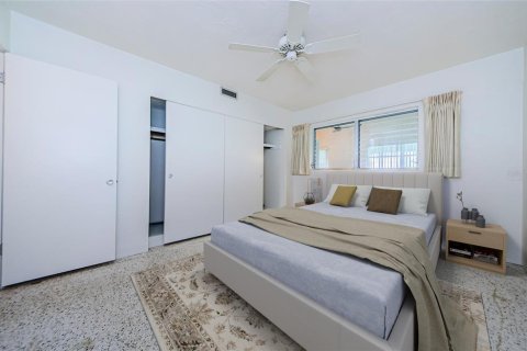 Condo in Kenneth City, Florida, 2 bedrooms  № 1520611 - photo 4