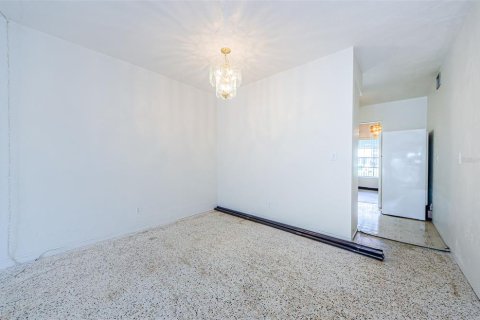 Condo in Kenneth City, Florida, 2 bedrooms  № 1520611 - photo 20
