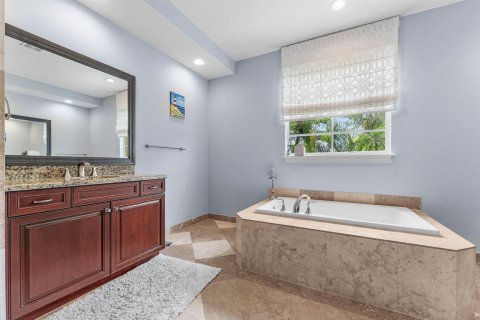 Touwnhouse à vendre à Boca Raton, Floride: 4 chambres, 232.35 m2 № 2433984 - photo 27