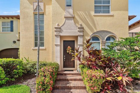 Touwnhouse à vendre à Boca Raton, Floride: 4 chambres, 232.35 m2 № 2433984 - photo 4