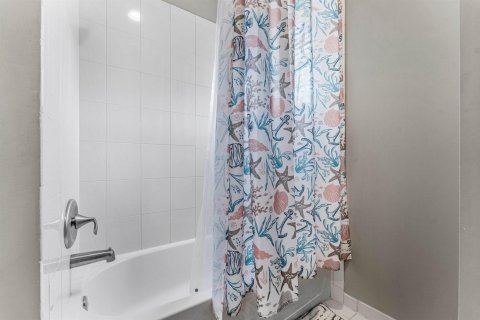 Touwnhouse à vendre à Boca Raton, Floride: 4 chambres, 232.35 m2 № 2433984 - photo 23