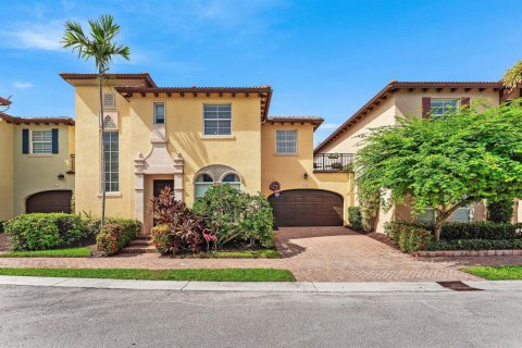 Touwnhouse à Boca Raton, Floride 4 chambres, 232.35 m2 № 2433984