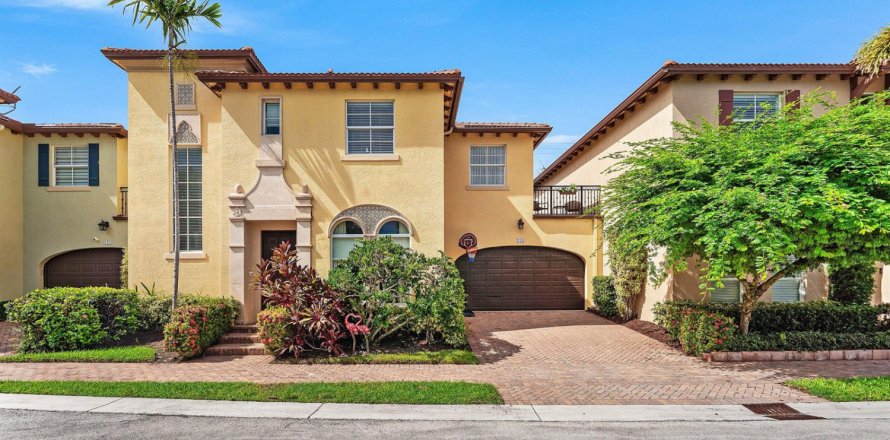 Touwnhouse à Boca Raton, Floride 4 chambres, 232.35 m2 № 2433984