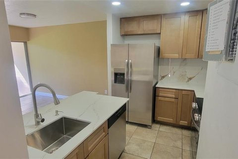 Copropriété à louer à Deltona, Floride: 2 chambres, 83.33 m2 № 2167803 - photo 14
