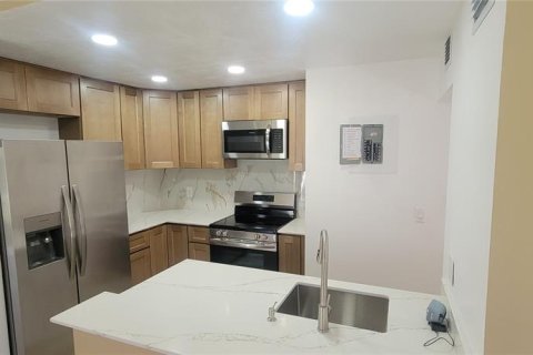 Copropriété à louer à Deltona, Floride: 2 chambres, 83.33 m2 № 2167803 - photo 15