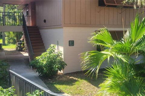 Condo à Deltona, Floride, 2 chambres  № 2167803
