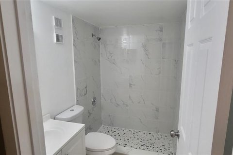 Copropriété à louer à Deltona, Floride: 2 chambres, 83.33 m2 № 2167803 - photo 5