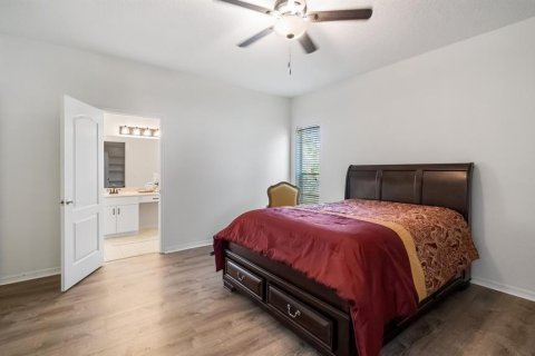 House in Clermont, Florida 2 bedrooms, 184.41 sq.m. № 2097832 - photo 24