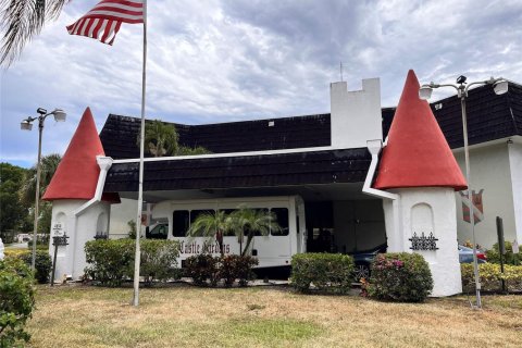 Condominio en venta en Lauderhill, Florida, 1 dormitorio, 86.21 m2 № 2083001 - foto 9