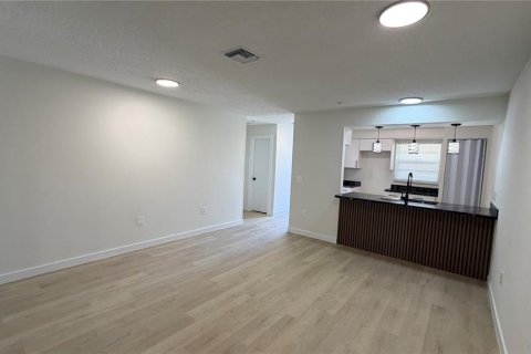 Apartment in Punta Gorda, Florida 1 bedroom, 60.39 sq.m. № 2106303 - photo 6
