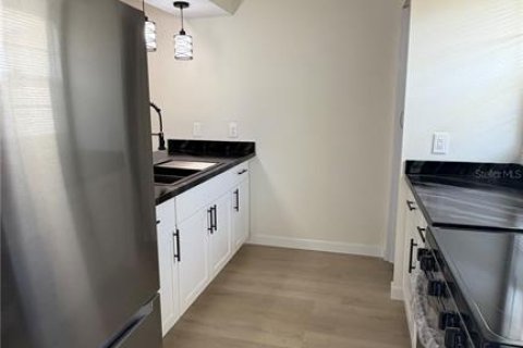 Apartment in Punta Gorda, Florida 1 bedroom, 60.39 sq.m. № 2106303 - photo 3