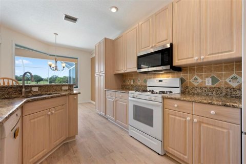 Villa ou maison à vendre à North Port, Floride: 3 chambres, 163.42 m2 № 2415012 - photo 6