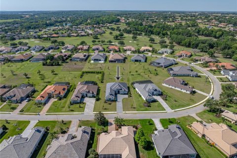 Casa en venta en Dade City, Florida, 3 dormitorios, 297.38 m2 № 1649167 - foto 2