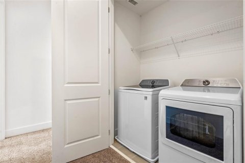 Townhouse in Orlando, Florida 3 bedrooms, 197.51 sq.m. № 1761098 - photo 25