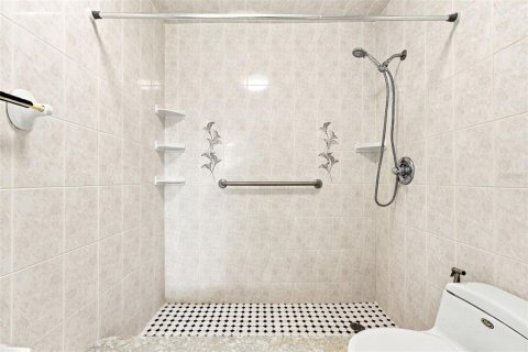 Touwnhouse à vendre à Orlando, Floride: 3 chambres, 126.44 m2 № 2429275 - photo 24