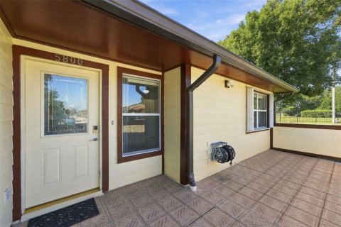 Touwnhouse à vendre à Orlando, Floride: 3 chambres, 126.44 m2 № 2429275 - photo 6