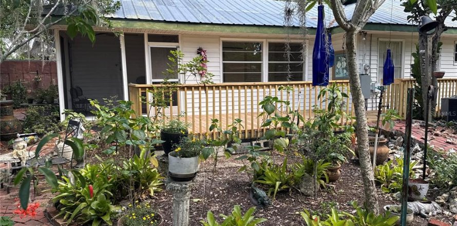 House in Sebring, Florida 2 bedrooms, 136.75 sq.m. № 1833397