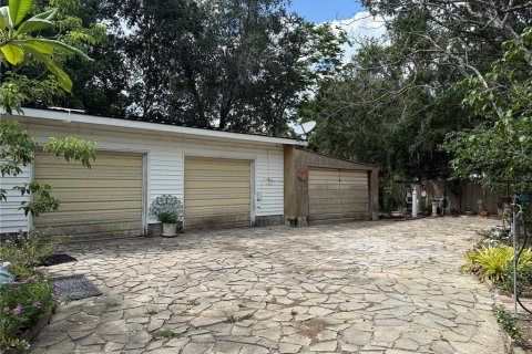 House in Sebring, Florida 2 bedrooms, 136.75 sq.m. № 1833397 - photo 28