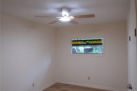 House in Sebring, Florida 2 bedrooms, 136.75 sq.m. № 1833397 - photo 11