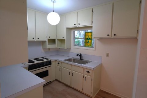 House in Sebring, Florida 2 bedrooms, 136.75 sq.m. № 1833397 - photo 15