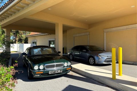 Propiedad comercial en alquiler en Port Charlotte, Florida, 389.54 m2 № 1911780 - foto 9