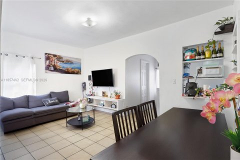 Immobilier commercial à vendre à Miami, Floride: 172.43 m2 № 2060096 - photo 11