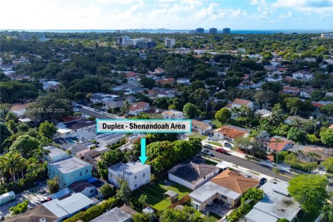 Immobilier commercial à vendre à Miami, Floride: 172.43 m2 № 2060096 - photo 2
