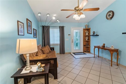 House in Ocala, Florida 2 bedrooms, 100.33 sq.m. № 2104967 - photo 7