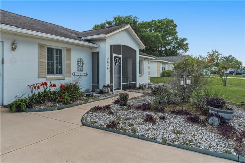 House in Ocala, Florida 2 bedrooms, 100.33 sq.m. № 2104967 - photo 3