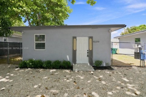Villa ou maison à Cutler Bay, Floride 2 chambres, 60.48 m2 № 2346956