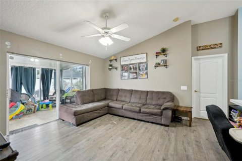 Villa ou maison à vendre à Wesley Chapel, Floride: 3 chambres, 133.78 m2 № 1846836 - photo 8