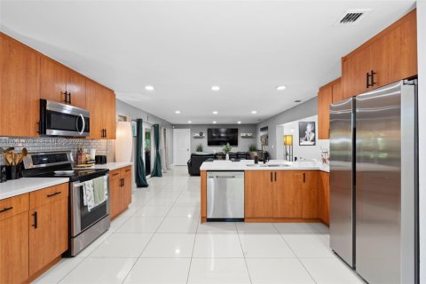 Villa ou maison à vendre à Homestead, Floride: 4 chambres, 190.45 m2 № 2068916 - photo 12