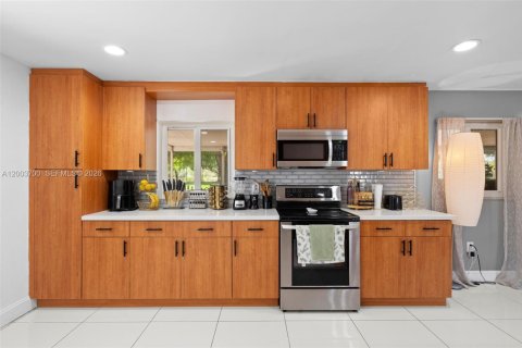 Villa ou maison à vendre à Homestead, Floride: 4 chambres, 190.45 m2 № 2068916 - photo 14