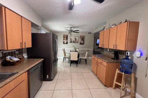 House in Titusville, Florida 3 bedrooms, 114.46 sq.m. № 1718551 - photo 21