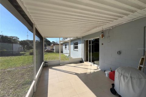 House in Titusville, Florida 3 bedrooms, 114.46 sq.m. № 1718551 - photo 30