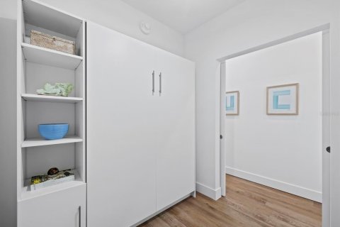 Купить кондоминиум в Сарасота, Флорида 9 комнат, 79.43м2, № 1879290 - фото 30