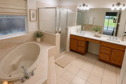 Villa ou maison à vendre à Port St. Lucie, Floride: 3 chambres, 220.18 m2 № 2085407 - photo 11