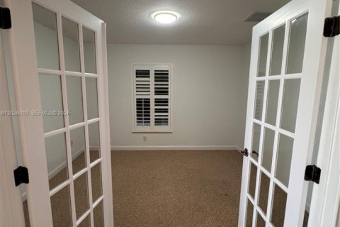 Villa ou maison à vendre à Port St. Lucie, Floride: 3 chambres, 220.18 m2 № 2085407 - photo 24