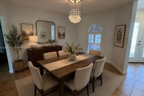 Villa ou maison à vendre à Port St. Lucie, Floride: 3 chambres, 220.18 m2 № 2085407 - photo 5