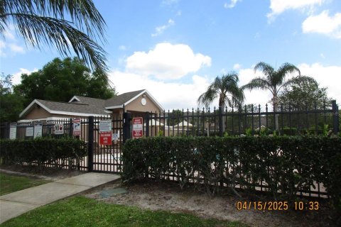 Townhouse in Orlando, Florida 3 bedrooms, 115.76 sq.m. № 1651527 - photo 23