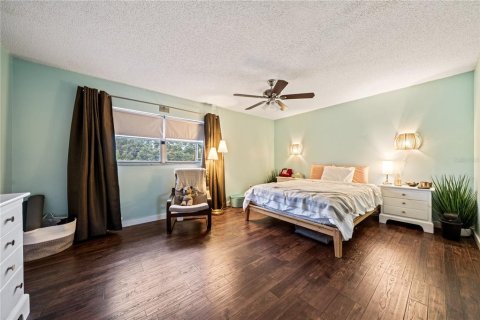 Villa ou maison à vendre à Saint Petersburg, Floride: 2 chambres, 106.28 m2 № 1907221 - photo 23