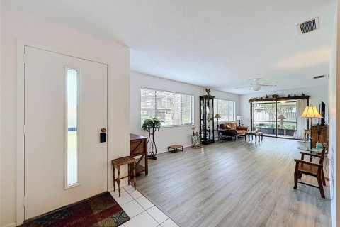 Copropriété à vendre à Hudson, Floride: 2 chambres, 106.28 m2 № 2233609 - photo 10